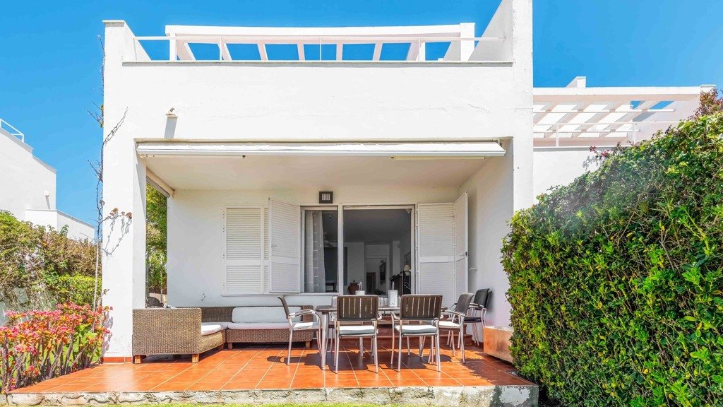 Talo Conil de la Frontera, Cadiz, Espanja 4 makuuhuonetta, 270 m2 No. 113425