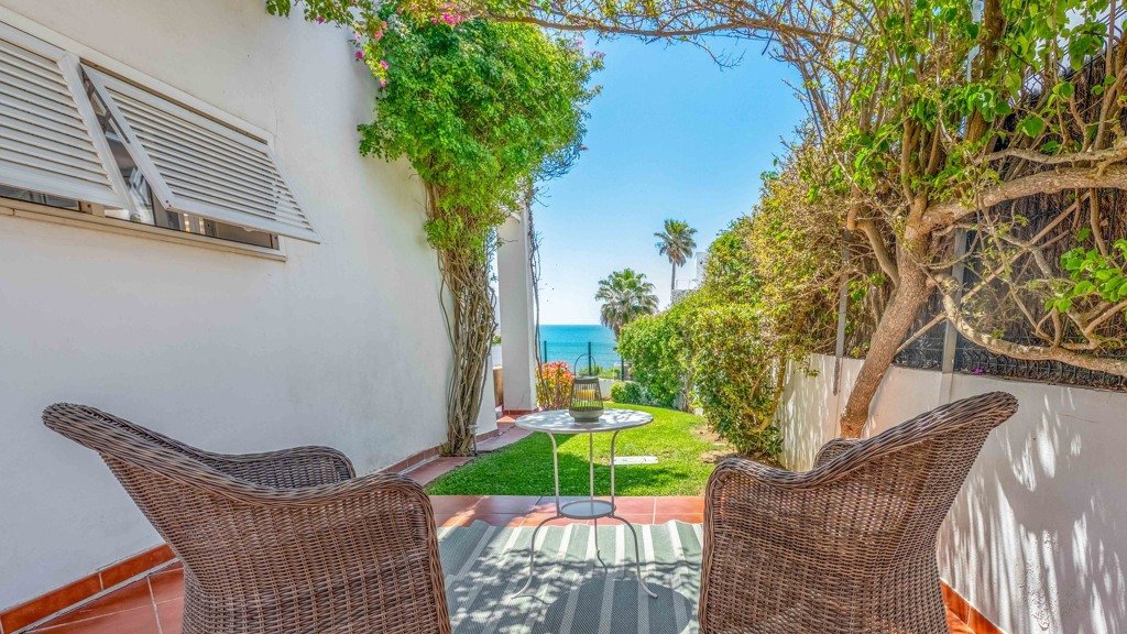 Talo Conil de la Frontera, Cadiz, Espanja 4 makuuhuonetta, 270 m2 No. 113425