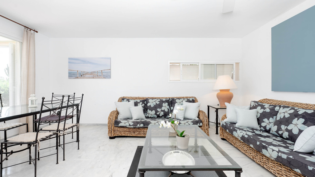 Talo Conil de la Frontera, Cadiz, Espanja 4 makuuhuonetta, 270 m2 No. 113425