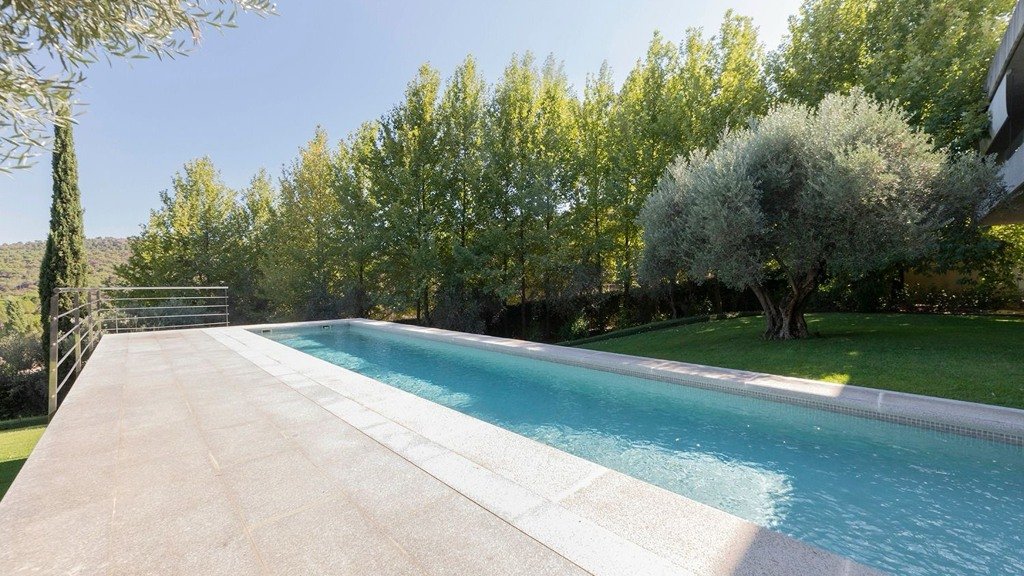 Villa in Cebreros, Avila, Spain 5 bedrooms, 696 sq.m. No. 105805