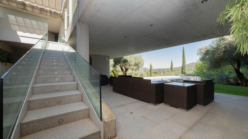 Villa in Cebreros, Avila, Spain 5 bedrooms, 696 sq.m. No. 105805