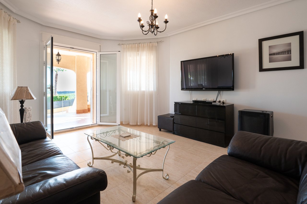 Villa i Algorfa, Alicante, Spanien 4 sovrum, 228 kvm. Nr. 84348