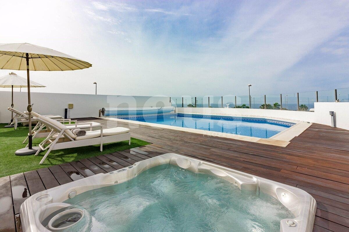 Villa in Adeje, Tenerife, Spanien 3 Schlafzimmer, 250 m2 Nr. 109824