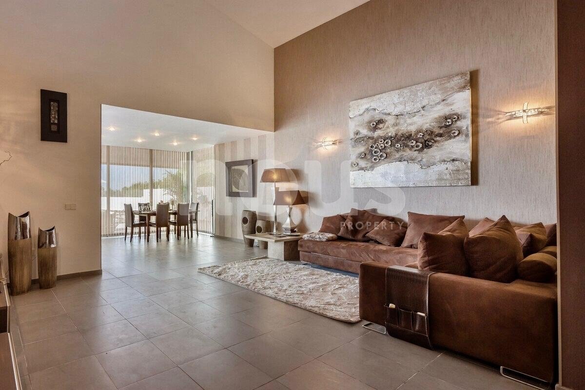 Villa in Adeje, Tenerife, Spanien 3 Schlafzimmer, 250 m2 Nr. 109824