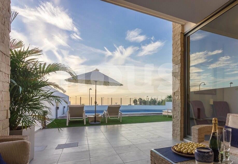 Villa in Adeje, Tenerife, Spanien 3 Schlafzimmer, 250 m2 Nr. 109824