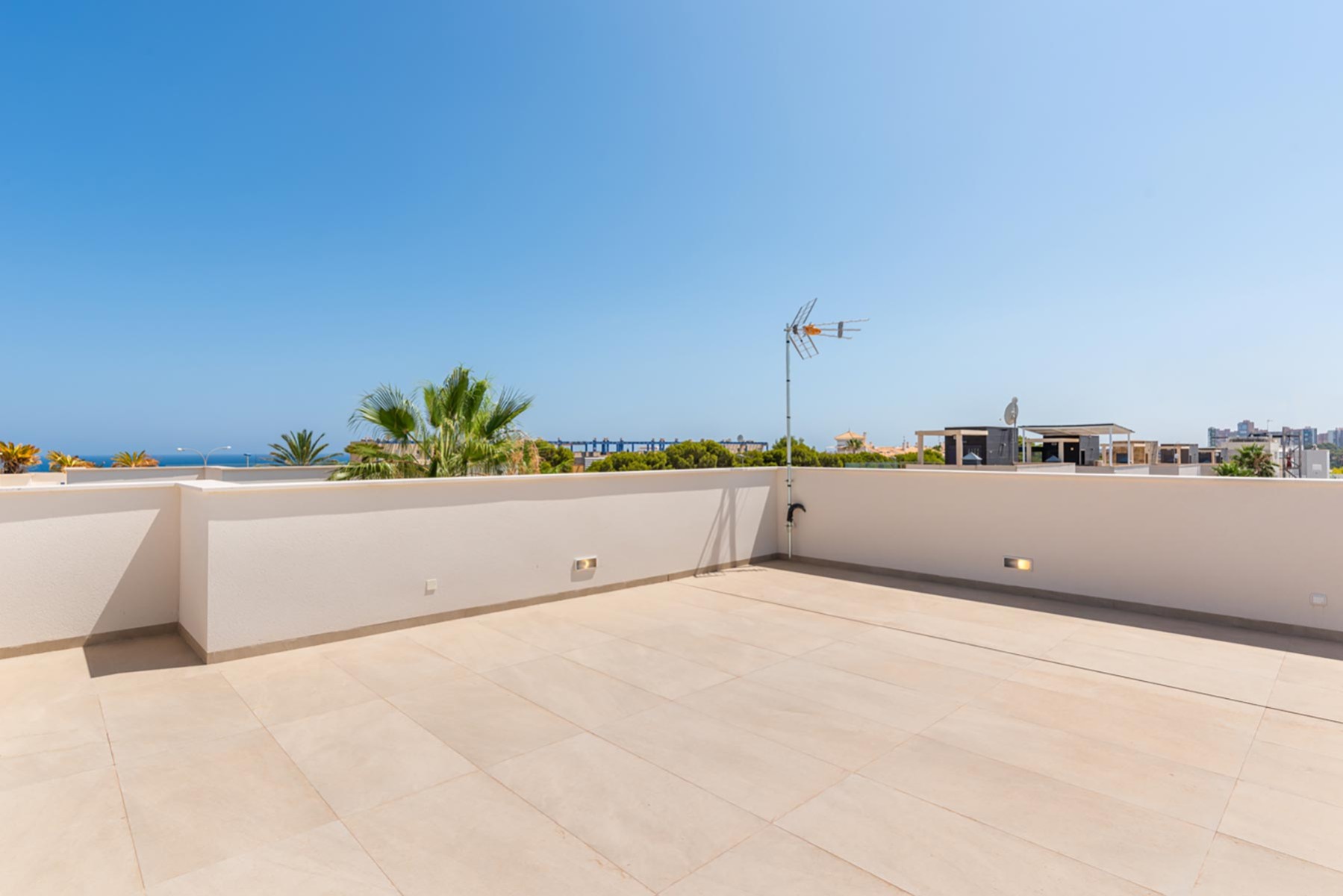 Villa a Orihuela, Alicante, Spagna 3 camere da letto, 153 mq. N° 112114