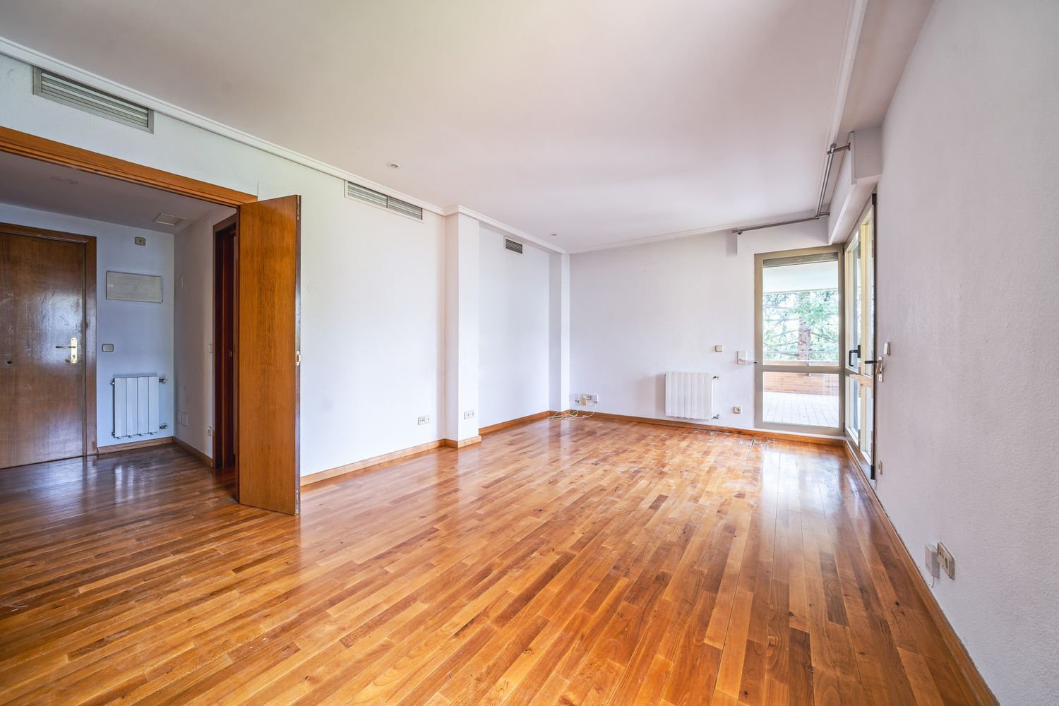 Dzīvoklis Madrid, Spānijā 2 istabas, 120 m2 Nr. 59285