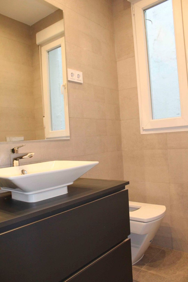 Квартира в Мадрид, Испания 2 спальни, 90м2 №59283