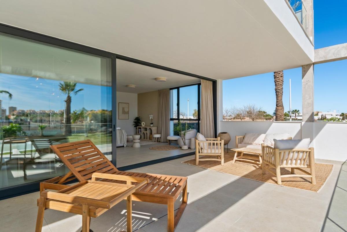 Penthouse in La Manga del Mar Menor, Murcia, Spain 2 bedrooms, 112 sq.m. No. 112849