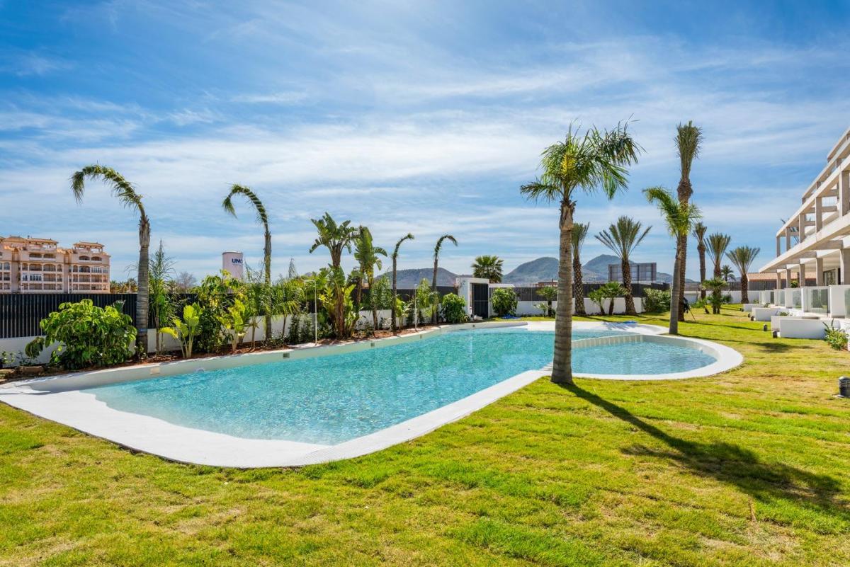 Penthouse in La Manga del Mar Menor, Murcia, Spain 2 bedrooms, 112 sq.m. No. 112849
