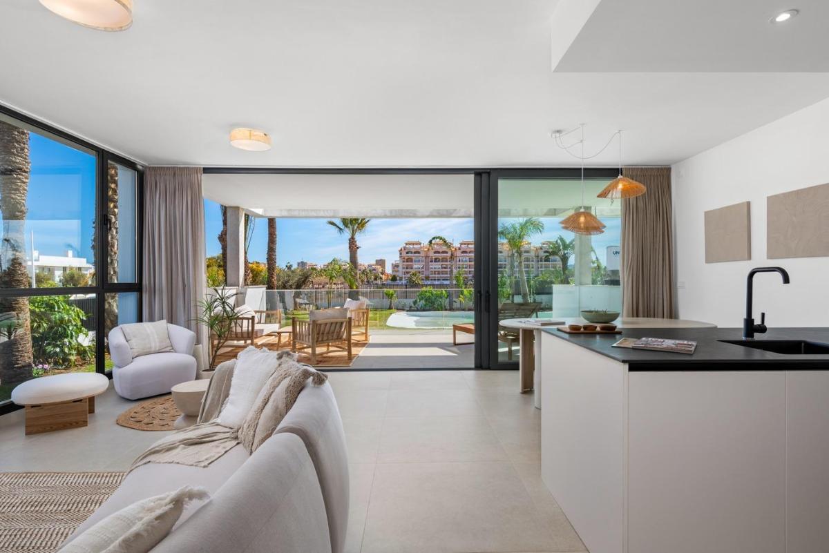 Penthouse in La Manga del Mar Menor, Murcia, Spain 2 bedrooms, 112 sq.m. No. 112849