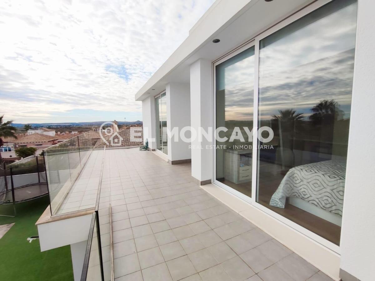 Villa in San Fulgencio, Alicante, Spain 9 bedrooms, 354 sq.m. No. 112848