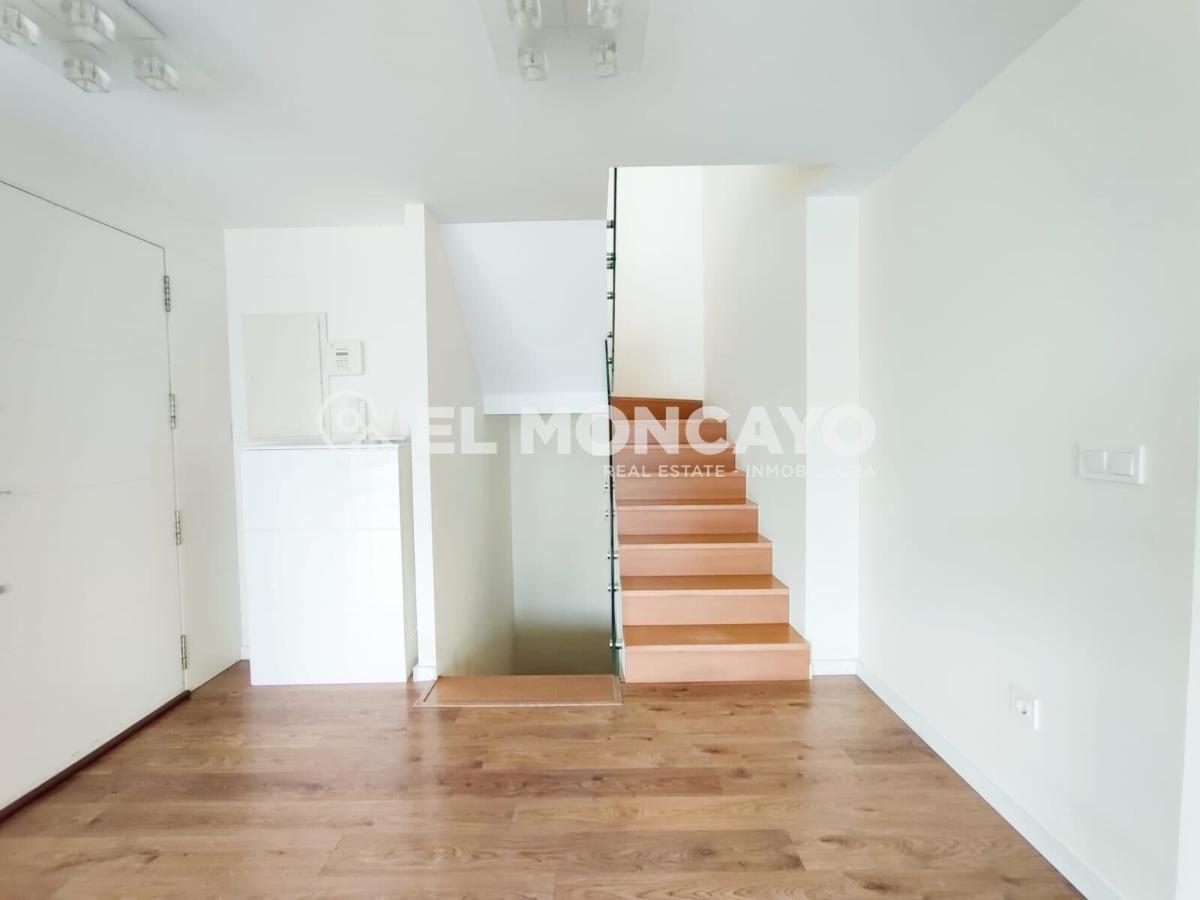 Villa in San Fulgencio, Alicante, Spain 9 bedrooms, 354 sq.m. No. 112848