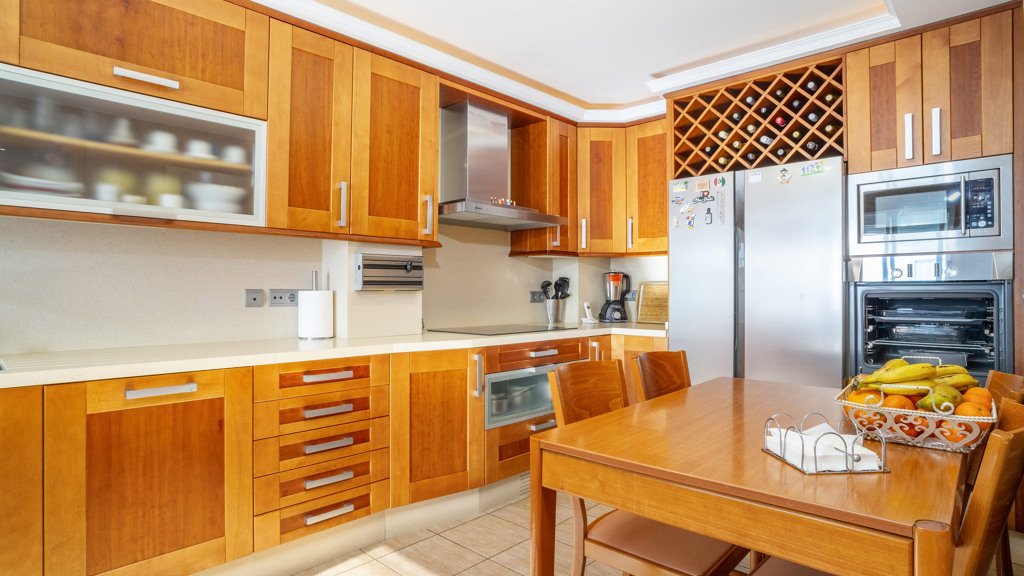 Penthouse w Estepona, Malaga, Hiszpania 4 sypialnie, 144.87 mkw. nr 108224