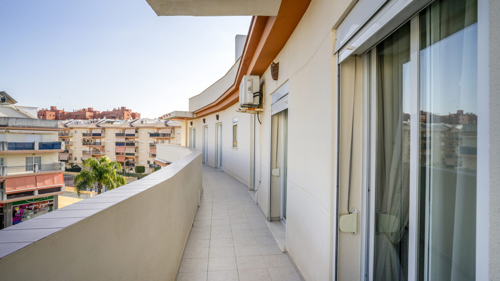 Penthouse w Estepona, Malaga, Hiszpania 4 sypialnie, 144.87 mkw. nr 108224