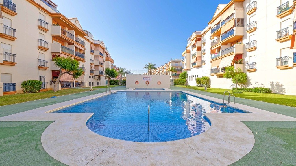 Penthouse w Estepona, Malaga, Hiszpania 4 sypialnie, 144.87 mkw. nr 108224