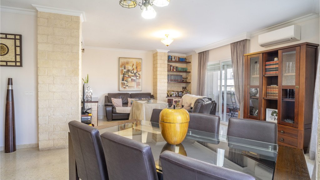 Penthouse w Estepona, Malaga, Hiszpania 4 sypialnie, 144.87 mkw. nr 108224