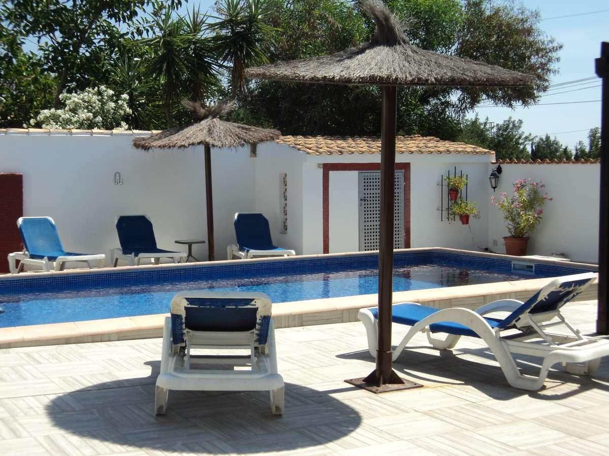 Huvila Alicante, Espanja 9 makuuhuonetta, 221 m2 No. 98498
