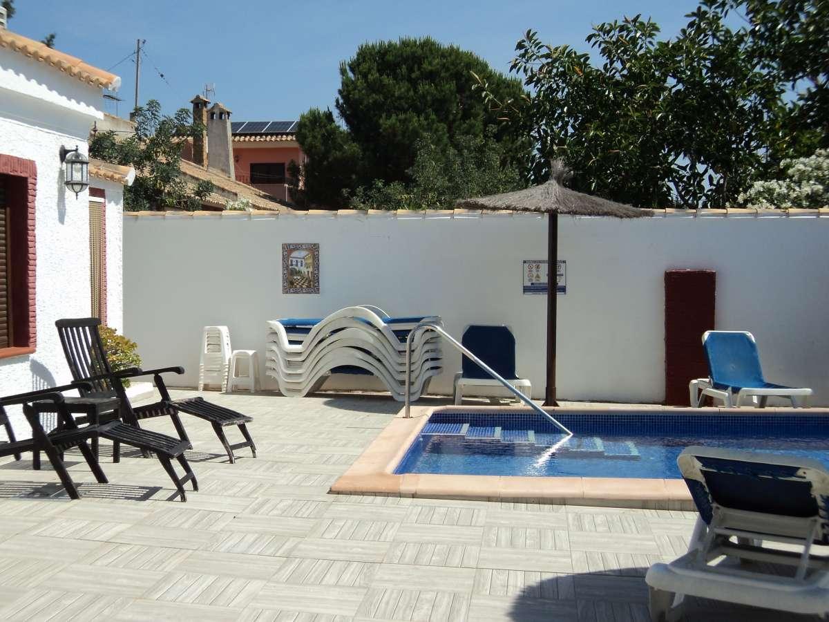 Huvila Alicante, Espanja 9 makuuhuonetta, 221 m2 No. 98498