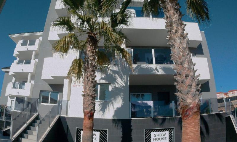 Apartamento en Alicante, España 2 dormitorios, 65 m2 No. 111340