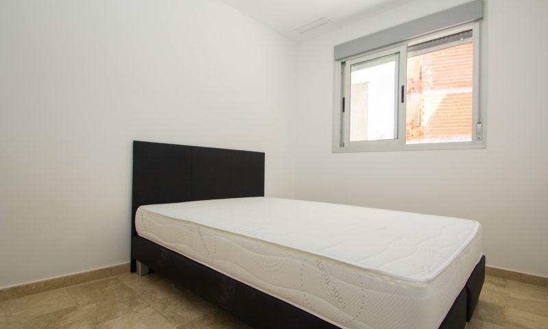 Apartamento en Alicante, España 2 dormitorios, 65 m2 No. 111340