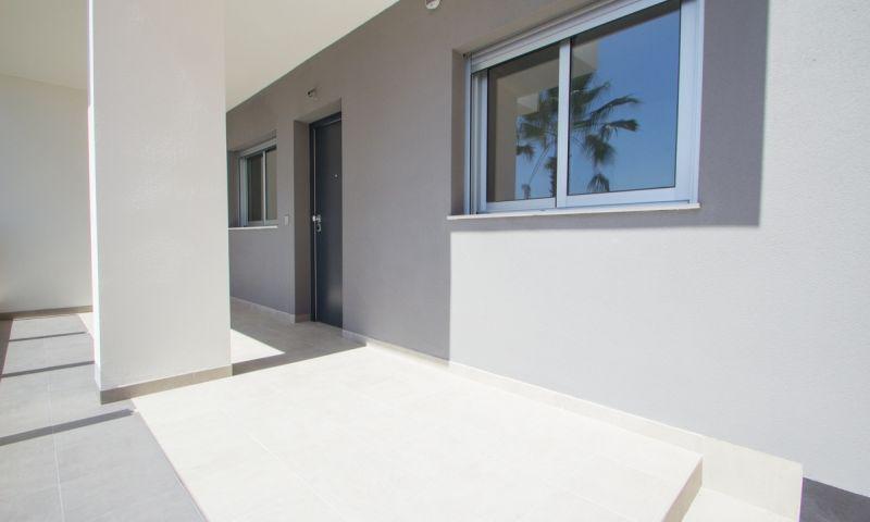 Apartamento en Alicante, España 2 dormitorios, 65 m2 No. 111340