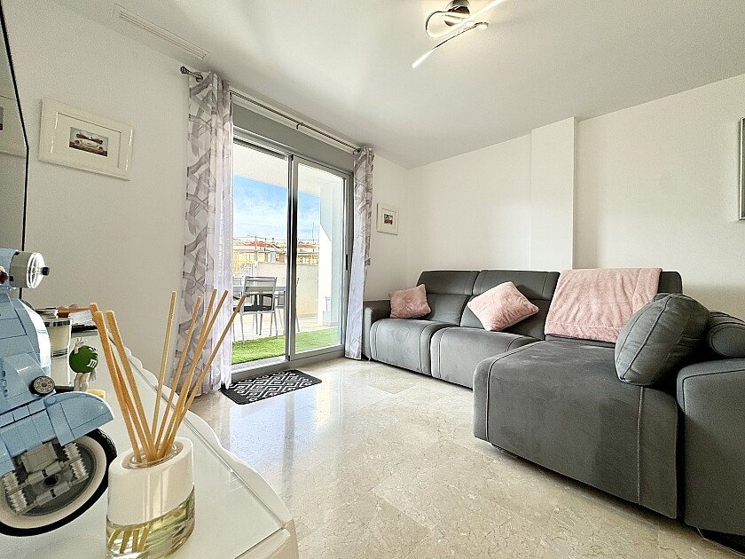 Apartamento en Villamartin, Alicante, España 2 dormitorios, 70 m2 No. 111337
