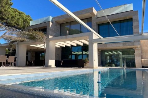 Māja Lloret de Mar, Girona, Spānijā 6 istabas, 681 m2 Nr. 100478