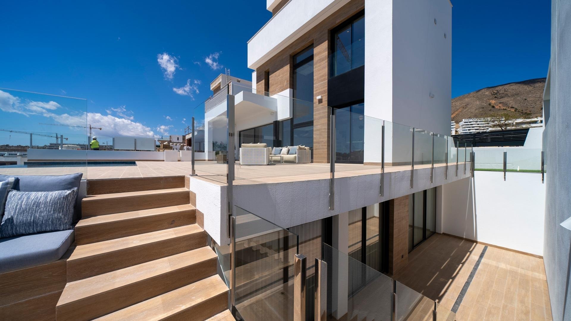 Villa in Finestrat, Alicante, Spanien 4 Schlafzimmer, 486 m2 Nr. 99141