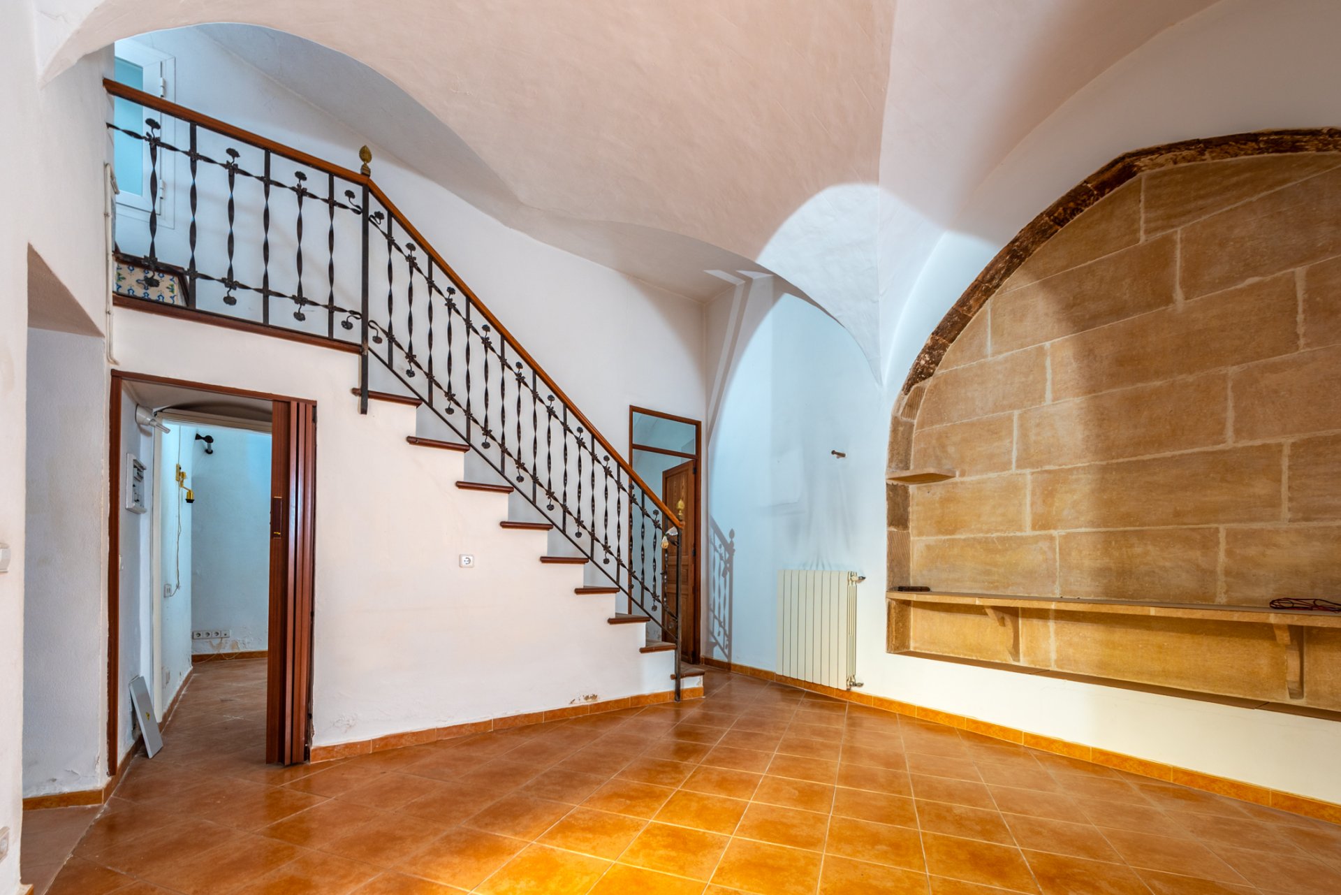 Kaupunkipientalo Campos, Mallorca, Espanja 4 makuuhuonetta, 507 m2 No. 92665