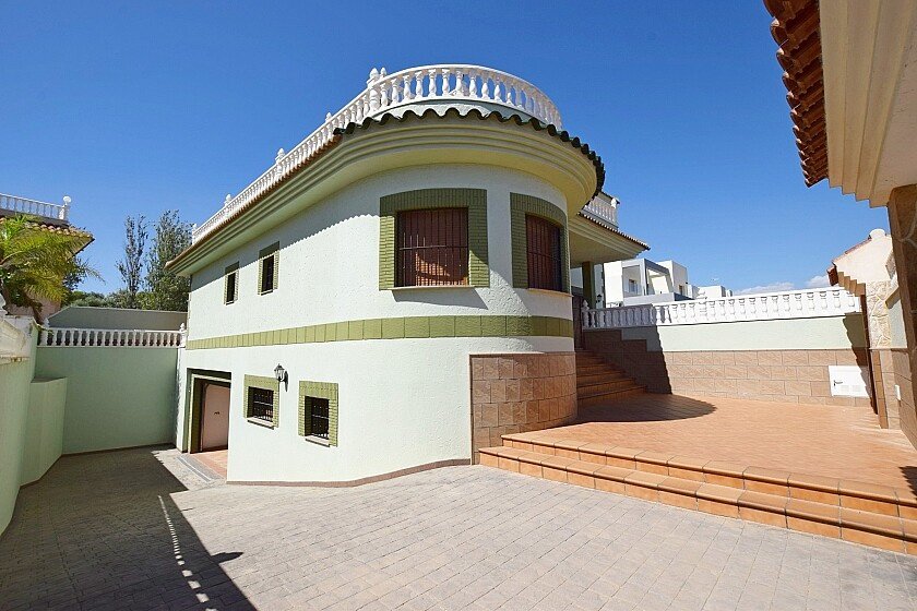 Вилла в Торревьеха, Аликанте, Испания 3 спальни, 154м2 №103639
