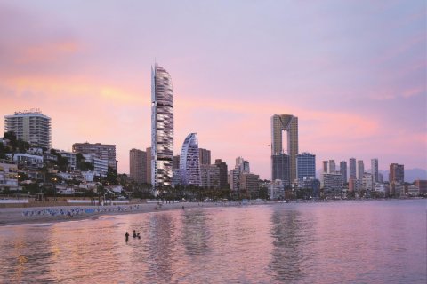 Apartamento en Benidorm, Alicante, España 2 dormitorios, 79 m2 No. 111323