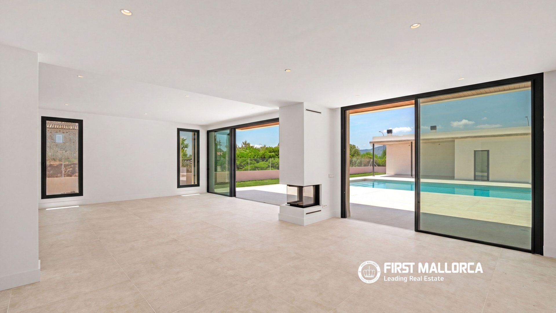 Huvila Port De Pollenca, Mallorca, Espanja 5 makuuhuonetta, 413 m2 No. 51110