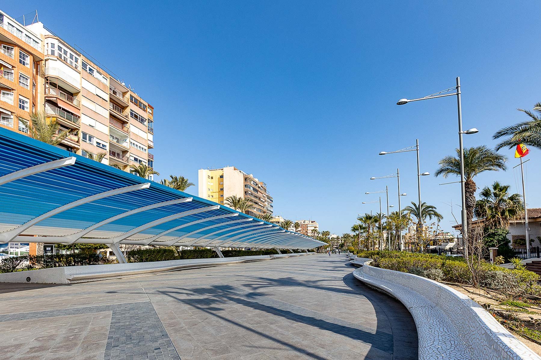 Takvåning i Torrevieja, Alicante, Spanien 3 sovrum, 82 kvm. Nr. 92447