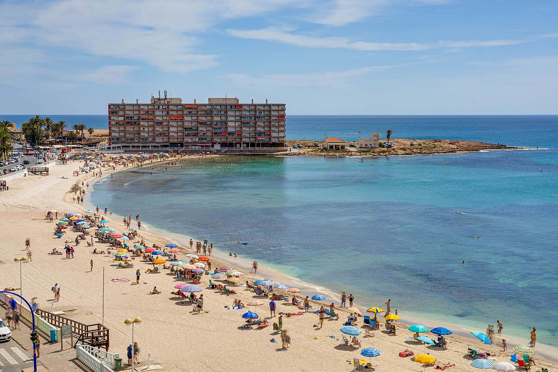 Apartment à Torrevieja, Alicante, Espagne 2 chambres, 81 m2 No. 92449