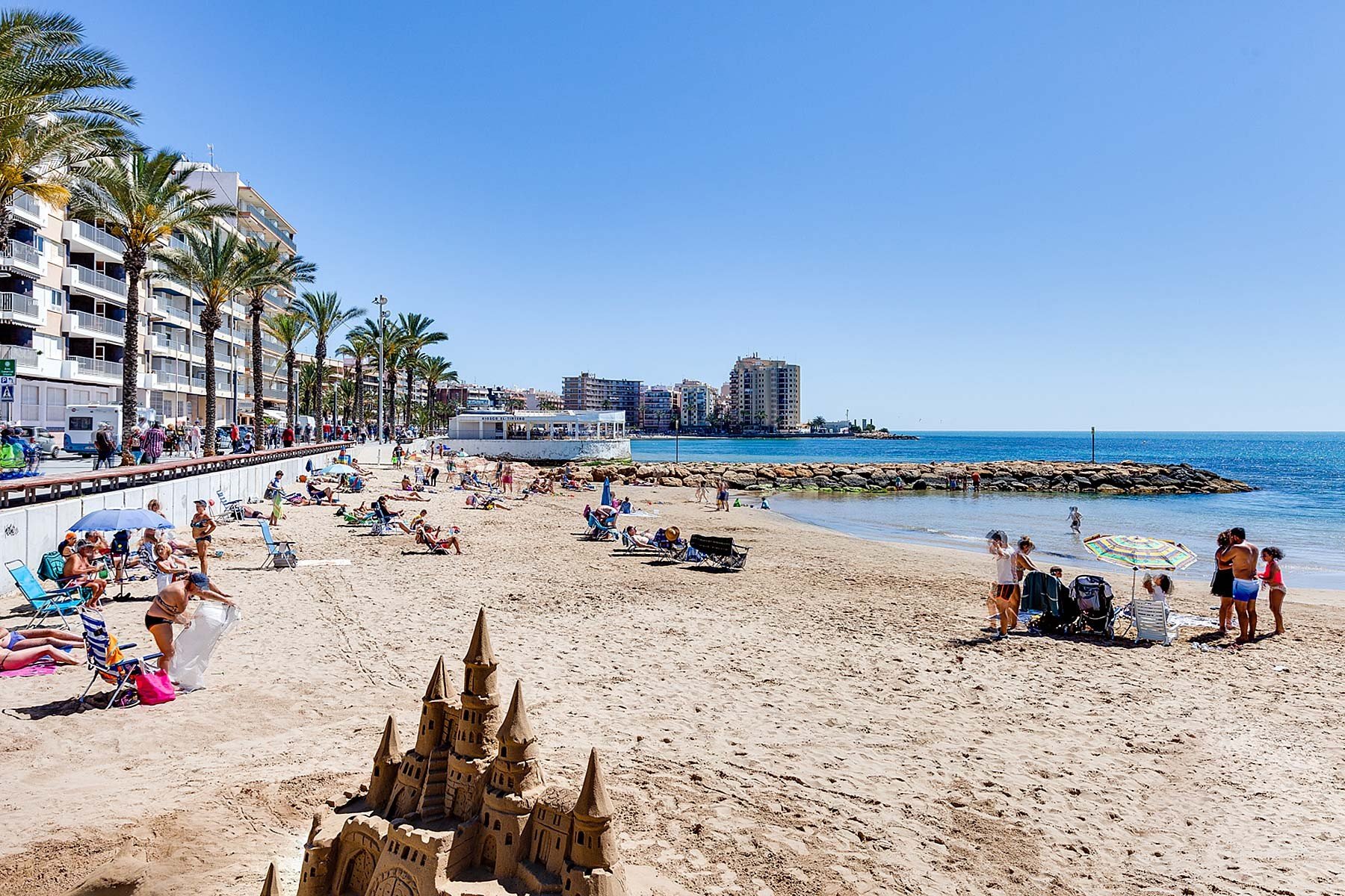 Apartment à Torrevieja, Alicante, Espagne 2 chambres, 81 m2 No. 92449