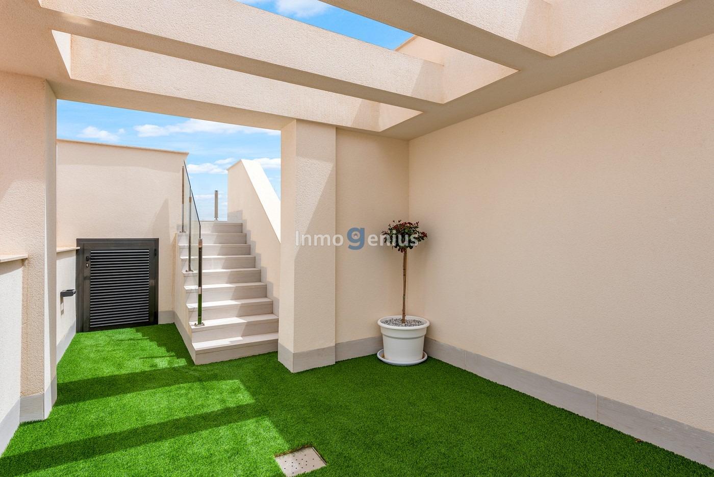 Apartment à Torrevieja, Alicante, Espagne 2 chambres, 73 m2 No. 81548