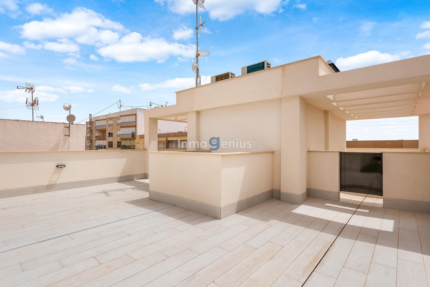 Apartment à Torrevieja, Alicante, Espagne 2 chambres, 73 m2 No. 81548