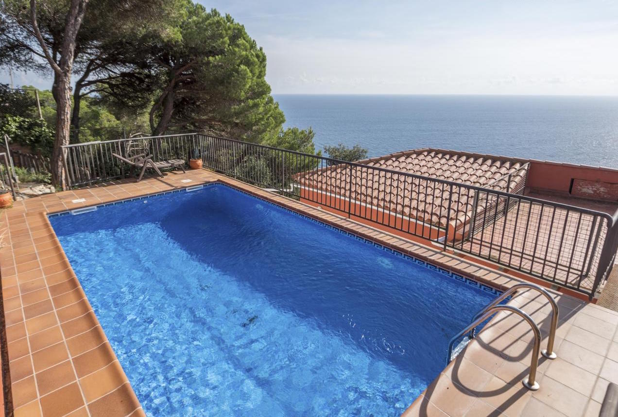 House à Blanes, Girona, Espagne 4 chambres, 344 m2 No. 23054
