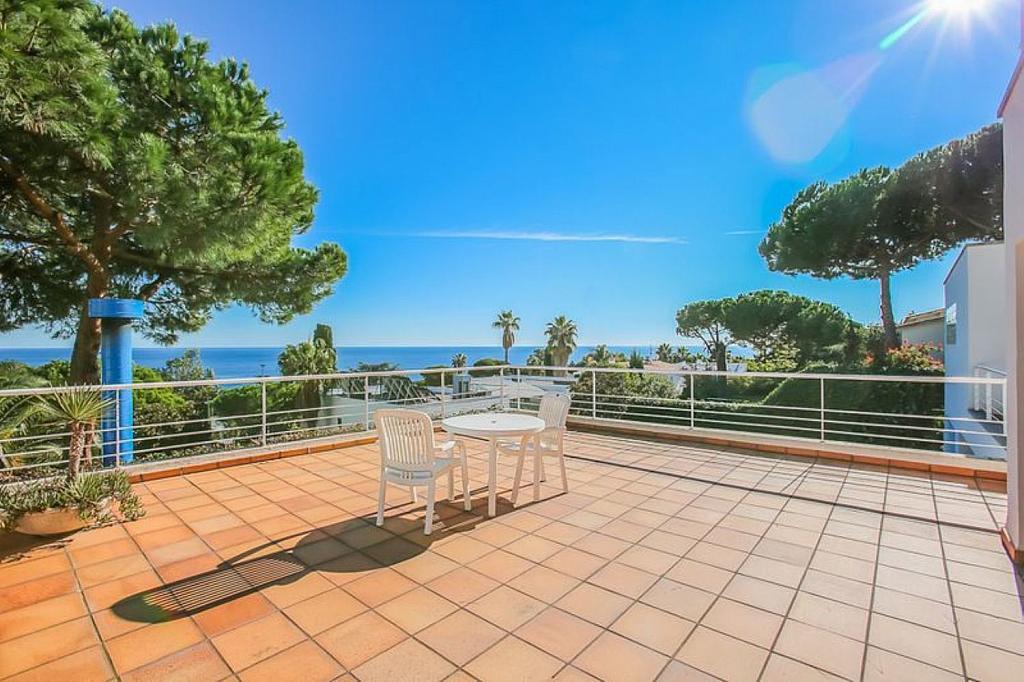 Сasa en Blanes, Gerona, España 4 dormitorios, 350 m2 No. 23058