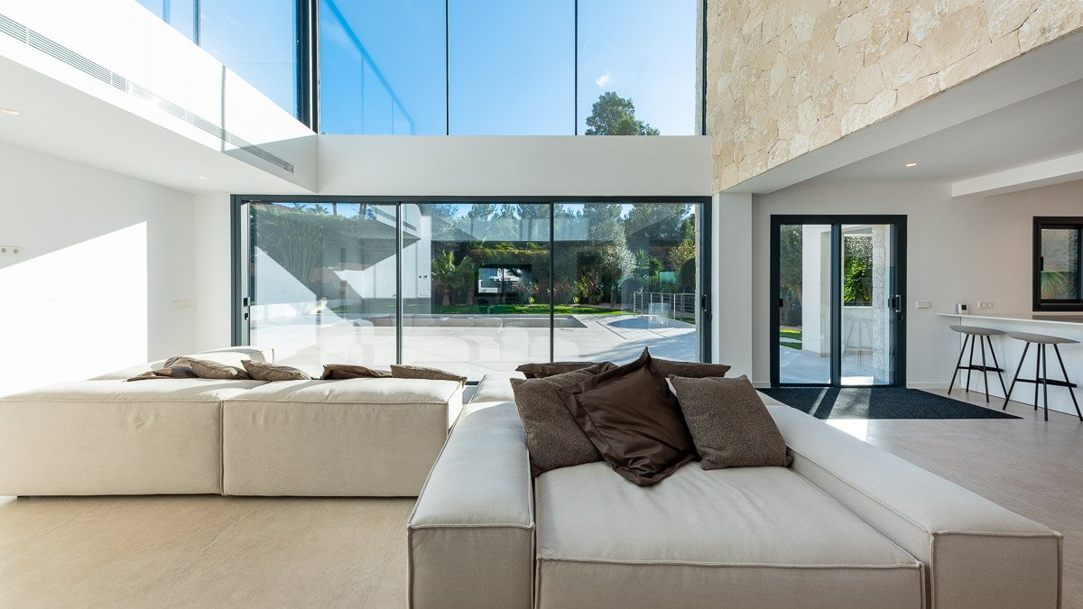 Villa in Santa Ponsa, Mallorca, Spain 6 bedrooms, 408 sq.m. No. 54043