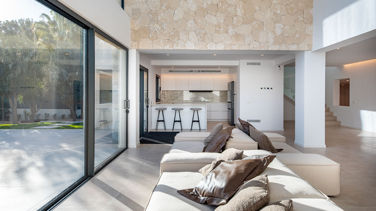 Villa in Santa Ponsa, Mallorca, Spain 6 bedrooms, 408 sq.m. No. 54043