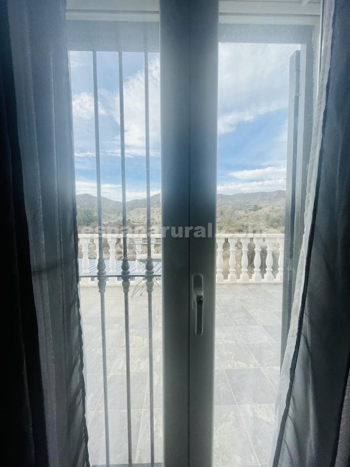 Hus i Arboleas, Almeria, Spanien 6 sovrum, 260 kvm. Nr. 93550