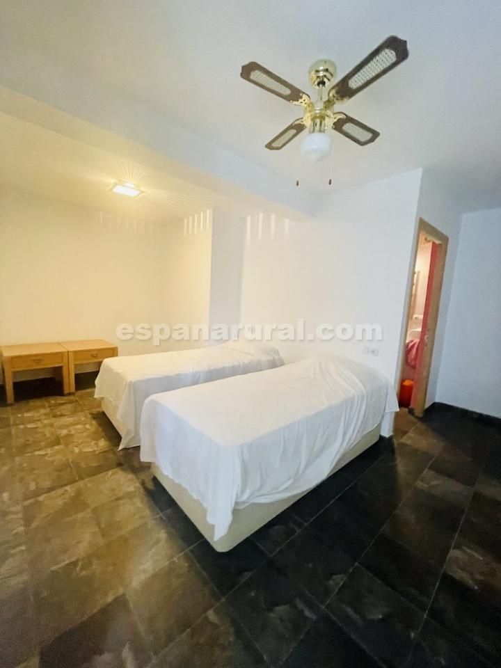 Hus i Arboleas, Almeria, Spanien 6 sovrum, 260 kvm. Nr. 93550
