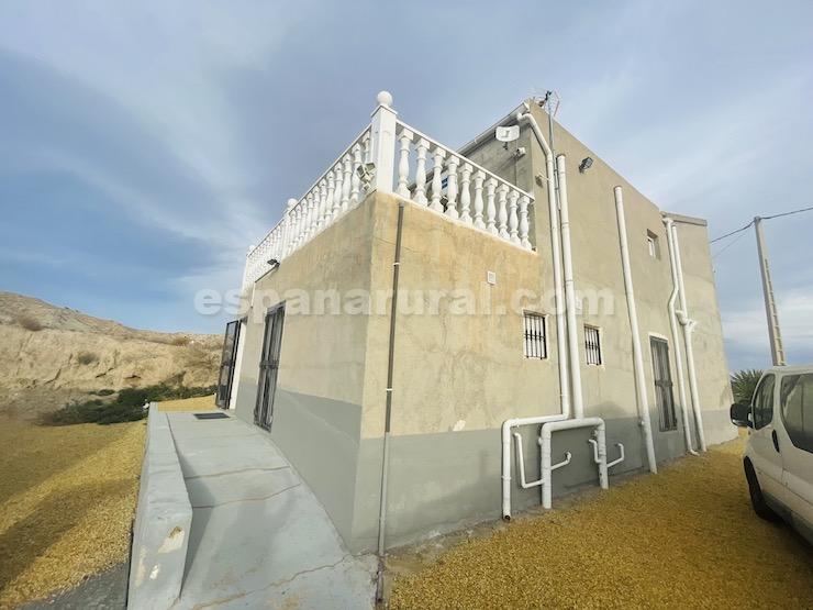 Hus i Arboleas, Almeria, Spanien 6 sovrum, 260 kvm. Nr. 93550