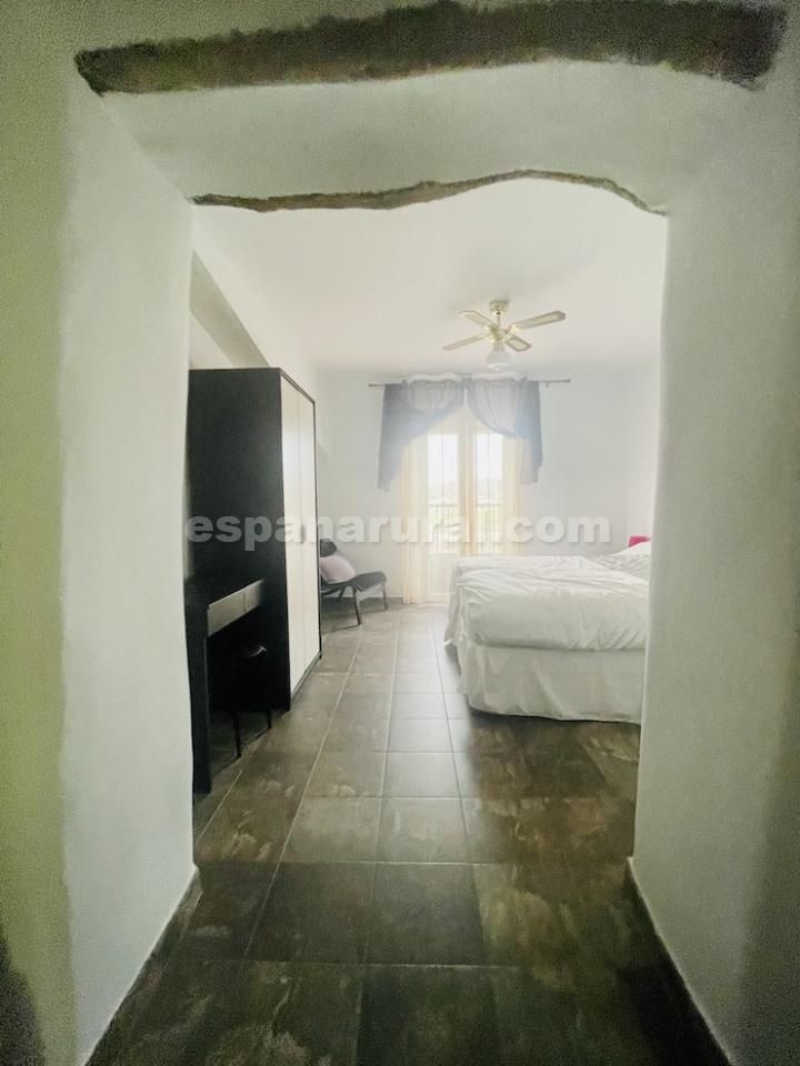 Hus i Arboleas, Almeria, Spanien 6 sovrum, 260 kvm. Nr. 93550