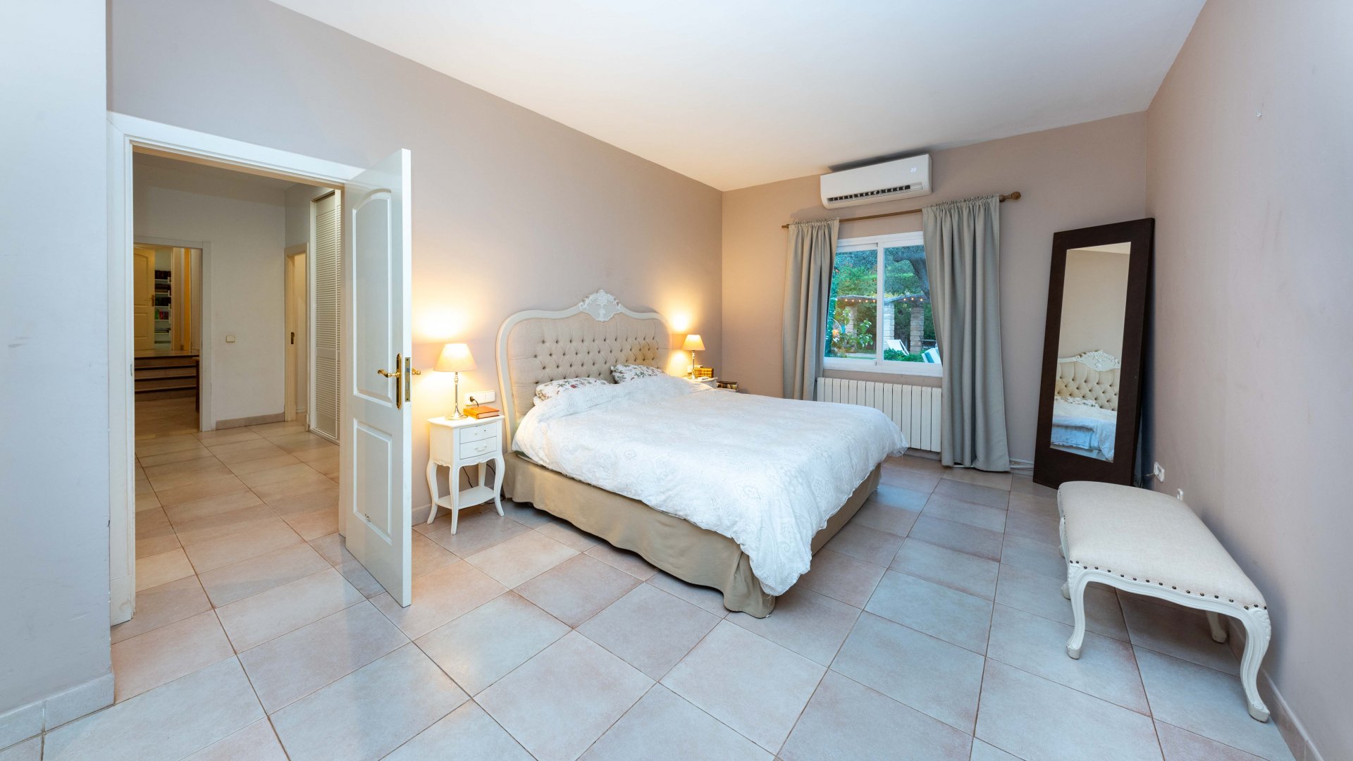 Villa à Santa Ponsa, Mallorca, Espagne 4 chambres, 481 m2 No. 111832