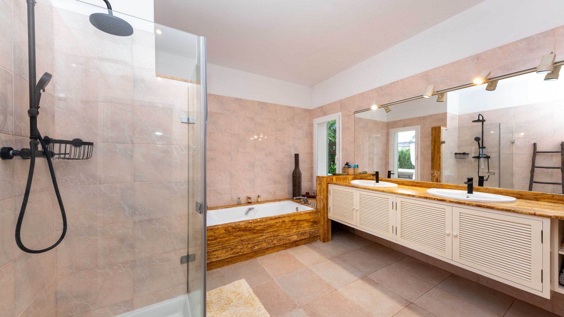 Villa à Santa Ponsa, Mallorca, Espagne 4 chambres, 481 m2 No. 111832