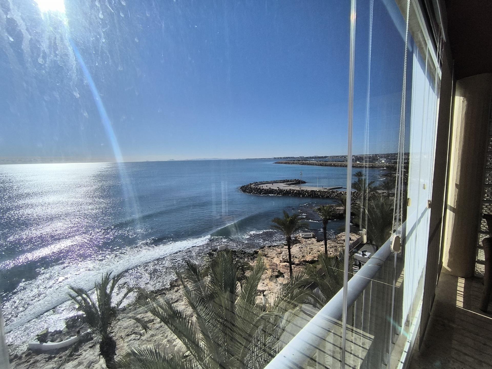 Appartamento a Torrevieja, Alicante, Spagna 3 camere da letto, 130 mq. N° 116018