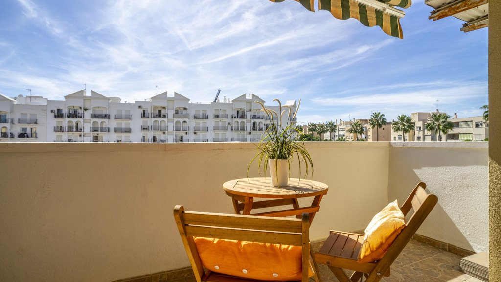 Lägenhet i Estepona, Malaga, Spanien 3 sovrum, 112 kvm. Nr. 107140